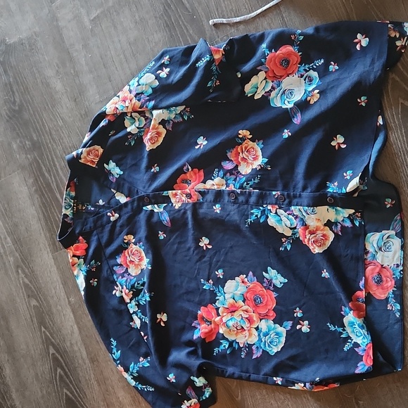 IMAN Tops - Iman top